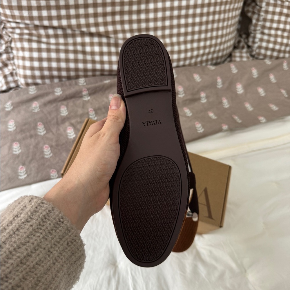 Brown Rabbit Embroidered Flats - Picture 3 of 4